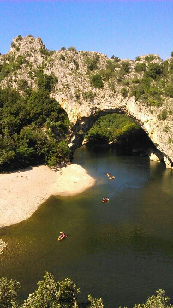 Le Pont d'Arc. Canoë en Ardèche